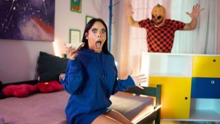 Pesta Halloween Panas: Aksi Mesra Housemates Yang Menggoda