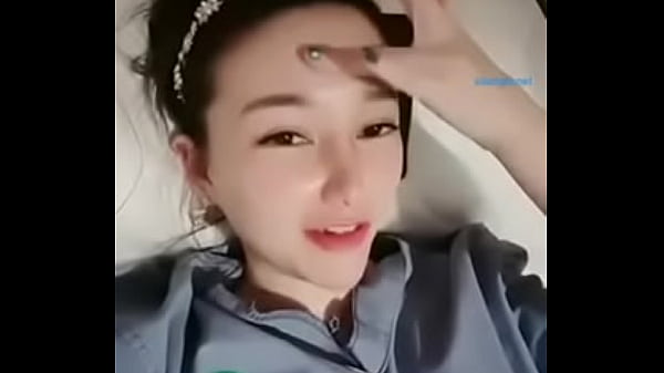 Video Langsung: Cewek Asia Menggoda Tukang Pijat Dengan Rayuan Panas