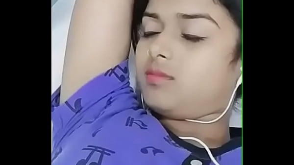 Tonton Video Cewek Desi Bikin Makin Panas, Bikin Ngilu Di Dalem!