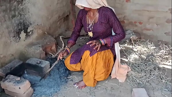 Desi Bhabhi Dalam Salwar Suit Ketat Dihardik Anal Sampai Puas