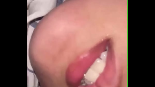 Tante Kesepian Minta Dipijat Sampai Lemas Karena Badannya Pegel Dan Butuh Sentuhan Panas