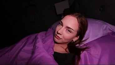 Tidur Satu Ranjang Bareng Adik Tiri Mungilku – Venus Vixen, Tubuhnya Menggoda Banget