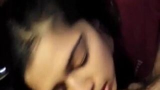 Video Mesum Cewek Cabul Ngewe Mulutnya Di Kontol Bapak Tiri