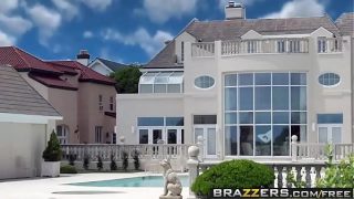Tonton Brazzers – Pantat Gede Doi Ngehe, Dua Kontol Masuk Sekaligus Ke Memek Dan Duburnya, Bintangnya Angelina Valentin