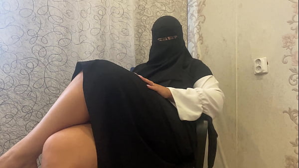 Bokep Hijab Arab Ibu Tiri Colmek Sampe Crot