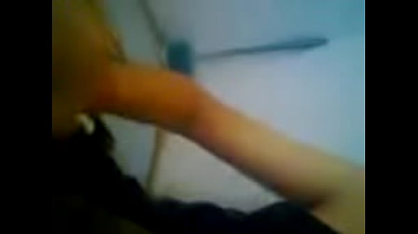 Gadis India Dengan Tubuh Menggoda Dan Pinggul Bergoyang Liar Bikin Nafsu Membara.