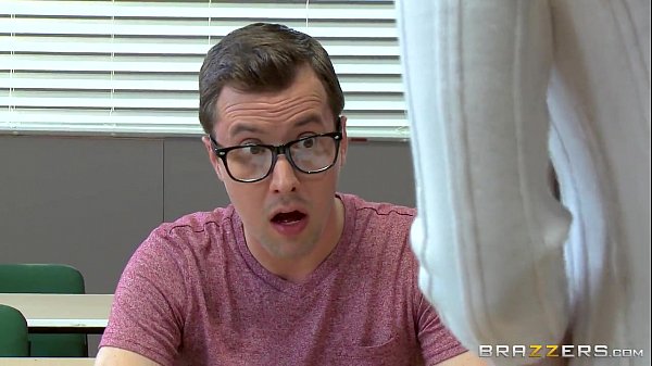 Brazzers – Bianca Charlotte – Dia Yang Ngatur Semua, Gue Cuma Nungguin