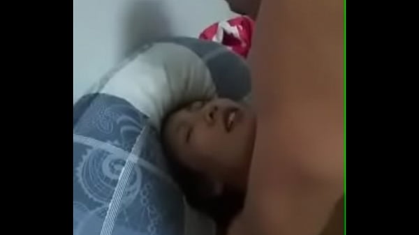 Suami Lihat Istri China Digilir Bule Pertama Kali, Mampus Keras.
