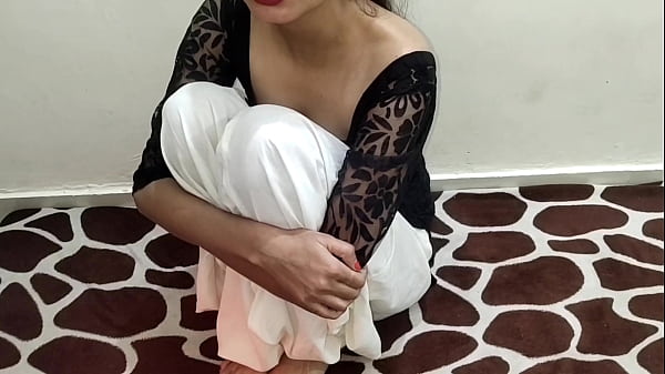 Desi Lugu Polos Kuliahan Digebukin Sampe Meringis, Suara Jelas, Roleplay Hot Bengali Hindi, Si Saarabhabhi6 Montok Dan Nafsu.