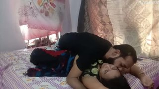 Video Bokep Kakak Adik Tiri India Paling Hot Suara Jelas Dan Musik Bikin Ngaceng