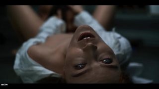 Alien Parasit Pikiran Ngontrol Cewek Seksi, Bikin Mereka Ngacengin