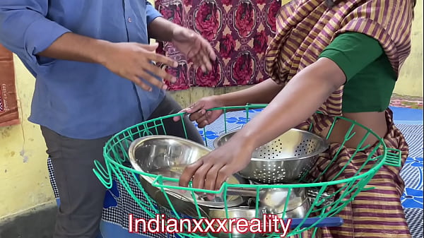 Cerita Panas Keluarga Tiri India Terbaik, Suara Hindi Jelas Bikin Mupeng