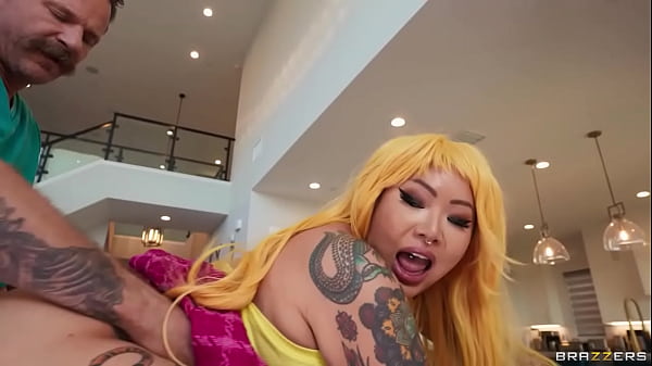 Wig Out, Si Pelacur Connie Perignon Sama Kimmy Kimm Lagi Ngewe Panas / Brazzers / Masukin Kode Xvpromo Di Situs Resmi Biar Dapet Diskon.
