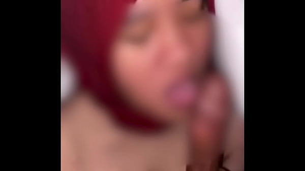 Bokep Indo Ngentot Memek Sempit Kontol Gede Cewek Jilbab Merah Bikin Crot