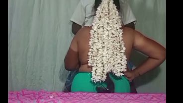 Desi Tamil Ibu Rumah Tangga Panas, Ngewe Di Rumah
