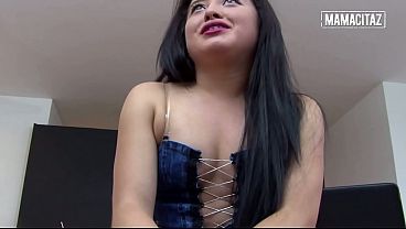 Gondrongan Bokong Tebal Cewek Latin Pake Rok Mini, Dia Nggak Tahan Megang-megang.