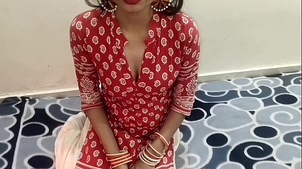 Desi Indian Village Bhabhi Ne Parlour Mein Officer Ki Gaand Marwai, Rishwat Na Dene Par Sexy Hindi Audio Mein
