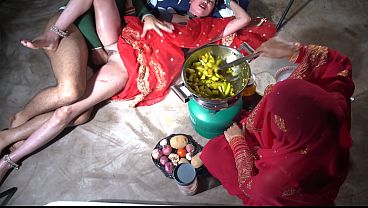 Ibu Tiri India Desi Lagi Ml Di Dapur, Omongan Kotor Hindi Bikin Makin Panas