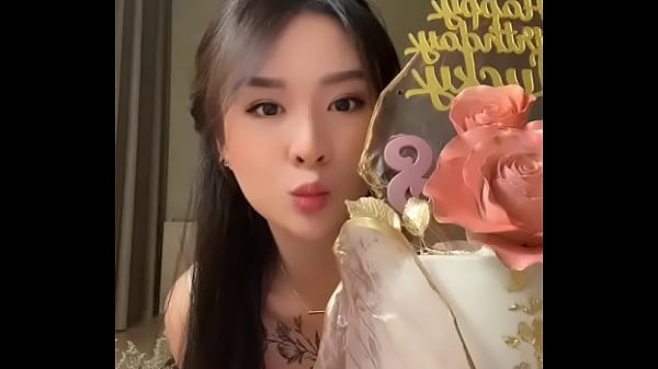 Tiktok Nipslip Cewek China, Pamer Dada Sampai Nampak Puting