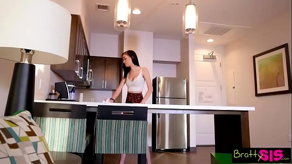 Gak Kuat Tahan, Si Kakak Manja Minta Dimasukin Lagi, Adik Kandungnya Kasih Lebih, S9:e4