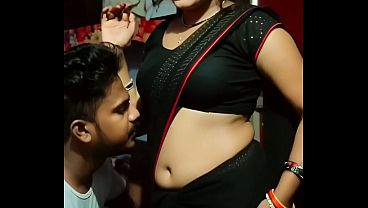 Desi Bhabhi Saree Navel Rombengan Bikin Crot Makin Tegang