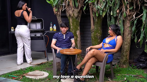 Diam! Janda Seksi Mainin Pacar Putrinya Di Belakang – Jackson Kencang & Lina Henao