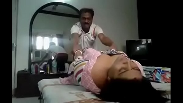 Payudara India Bikin Liur Meleleh, Siap Digoyang-goyang.