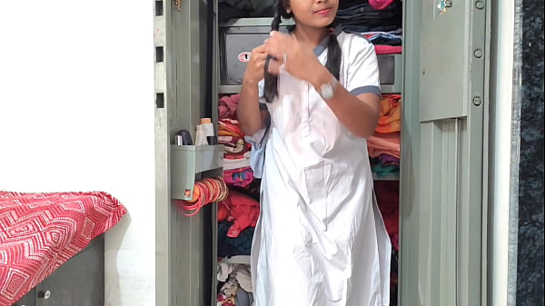 Cewek India Paling Hot Dan Cowoknya Ngewe Dengan Suara Hindi Yang Jelas Dan Basah