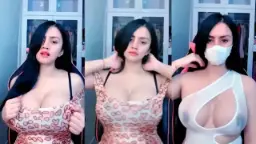 Alondra Dengan Toket Gede Banget Bikin Ngiler.