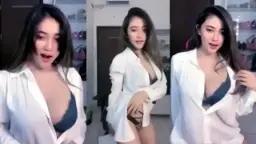 Lidya Danira Makin Bikin Ngiler, Makin Seksi Menggoda.