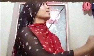 Video Mandi Telanjang Bhabhi Desa Seksi, Bikin Makin Greget