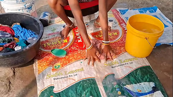 Desi Istri Kampung, Baju Cuma Dua, Anal Penuh, Ngentot Keras Bikin Meraung