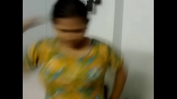 Cewek Desi Basah-basahan Abis Mandi, Bikin Greget Pengen Gigit.