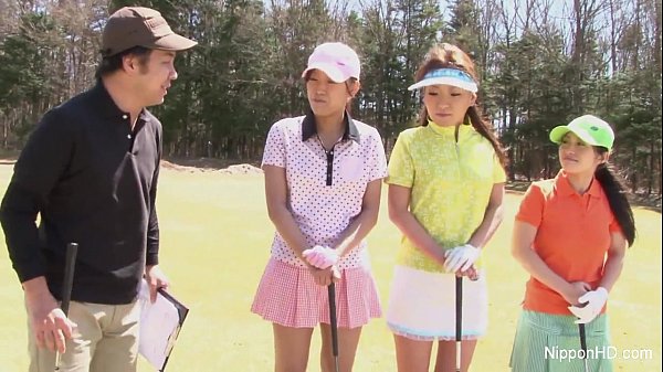 Cewek Abg Asia Main Golf Sambil Bugil, Montok-montok Goyang-goyang.