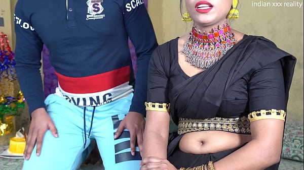 Nggak Tahan Liat Mama Tiri India Lagi Ulang Tahun, Langsung Digebukin Sambil Teriak-teriak Desi